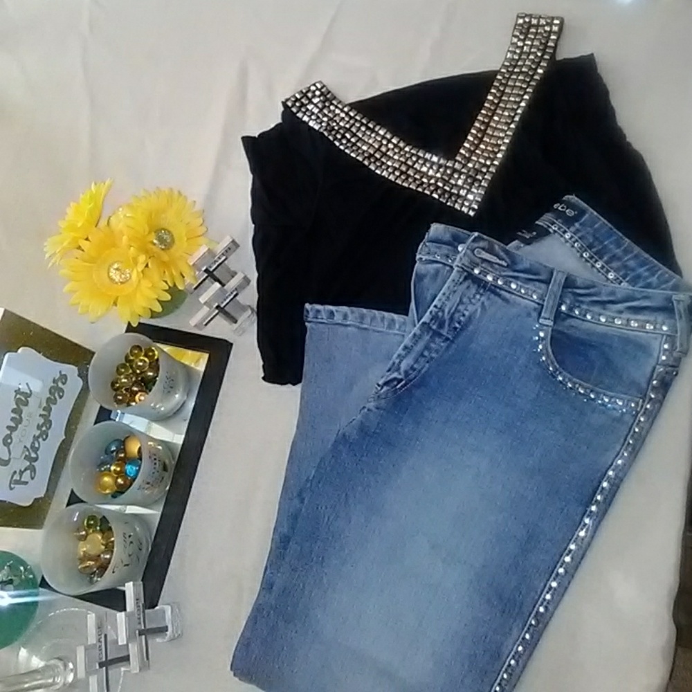 Bebe studded jean capris